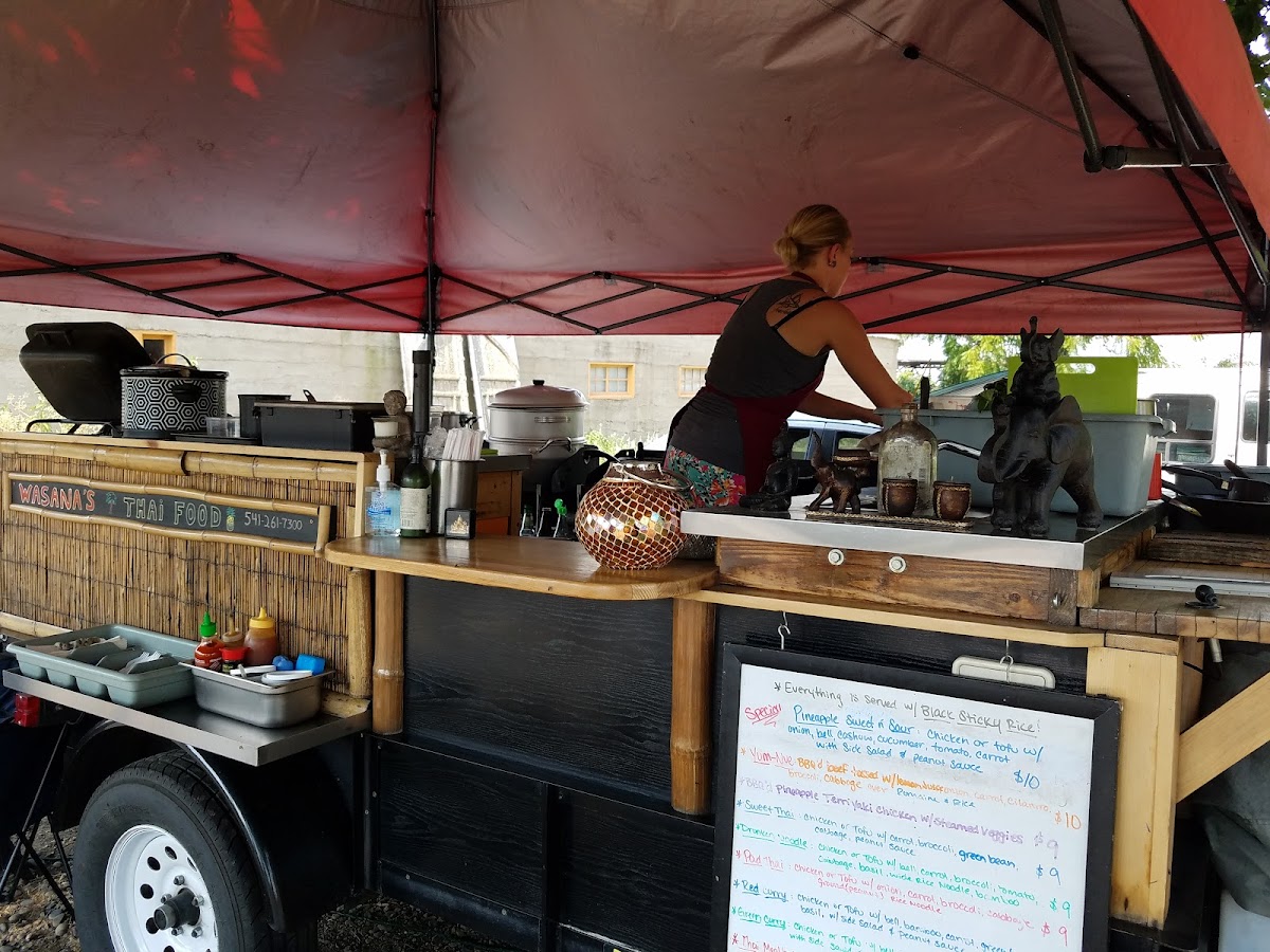 Wasana's Thai Food Cart Photos 2